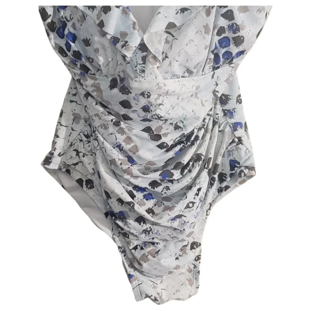 CT1902 DKNY One Piece White/Multi Swimsuit with Built in Bra 18 - Picture 3 of 6